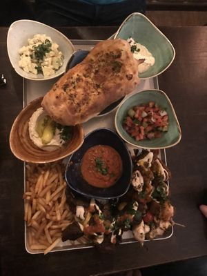 mixed plate   at Kuli Alma in Frankfurt