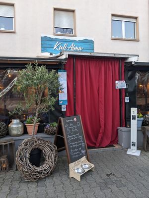 view from the street at Kuli Alma in Frankfurt