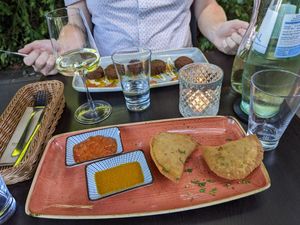 Somosa at Kuli Alma in Frankfurt
