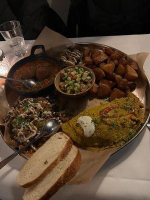 A plate of the great dishes served at Kuli Alma, so tasty! #Veganuary at Kuli Alma in Frankfurt