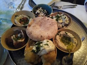 Vorspeisenplatte at Kuli Alma in Frankfurt