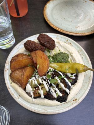 Hummus Sabiche  at Kuli Alma in Frankfurt