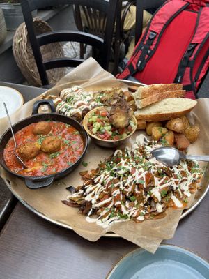 Hauptspeisenplatte   at Kuli Alma in Frankfurt