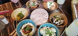 vorspisen teller at Kuli Alma in Frankfurt