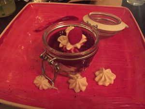 Erdbeer Crumble  at Kuli Alma in Frankfurt