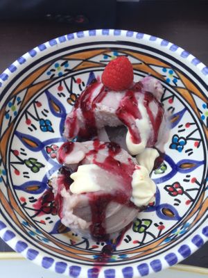 Haus gemachtes Eis  at Kuli Alma in Frankfurt