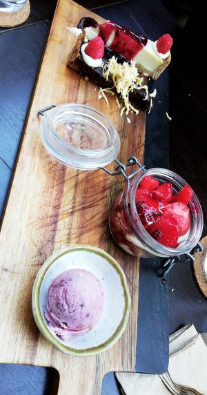 dessert platter at Kuli Alma in Frankfurt