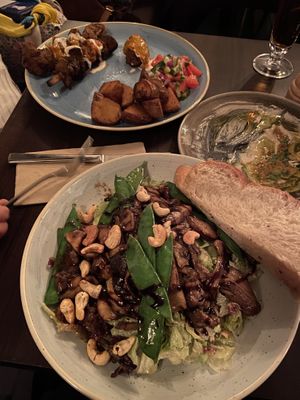 Wintersalat 🥗  at Kuli Alma in Frankfurt