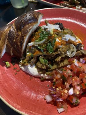 Shawarma at Kuli Alma in Frankfurt