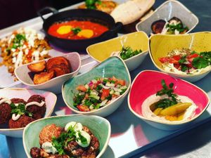 Diverse Vorspeisen at Kuli Alma in Frankfurt