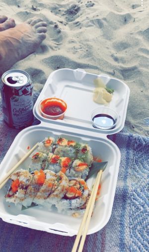 dynamite roll & spicy tuna roll at NoW Sushi in San Diego