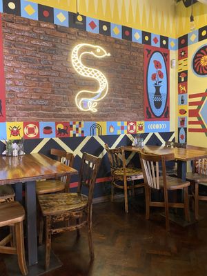 Interior del local   at Shipibo Bistro Amazonico in Ramos Mejia