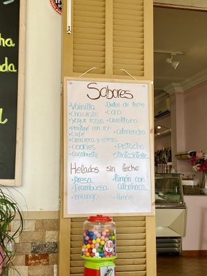 Nice ice creams with lactose-free options (strawberry, lemon with basil, raspberry, mango and lemon).  at Cardinelli in Mallorca
