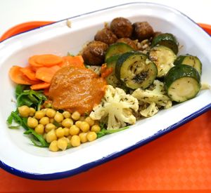 Trunks bowl at Vegeta - Rue Saint-Augustin in Paris