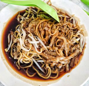 Dry tossed noodles at Soon Xin Vegetarian in Ipoh