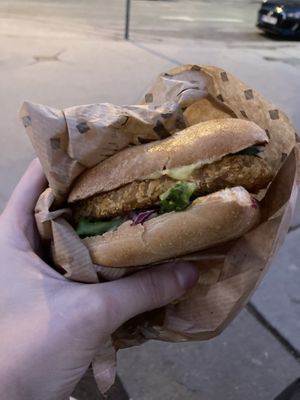 Pink edges small burger  at Swing Kitchen - Schwedenplatz in Vienna