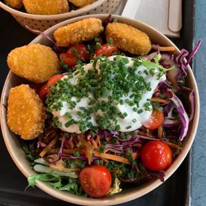 Nugget salad (8,90€) at Swing Kitchen - Schwedenplatz in Vienna