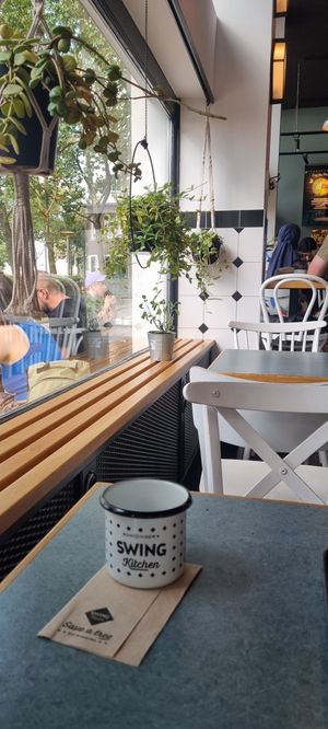 Atmosphere at Swing Kitchen - Schwedenplatz in Vienna