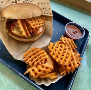 Vegan burger with sweet potato 🍠  at Swing Kitchen - Schwedenplatz in Vienna