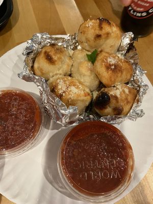 Garlic knots at 20th Street Pizza in Philadelphia