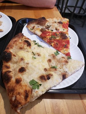 What pizza slice at 20th Street Pizza in Philadelphia