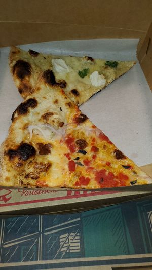 Lovin 20th Street Pizza, Great visit for 100% vegan pizza 😋🤤 at 20th Street Pizza in Philadelphia