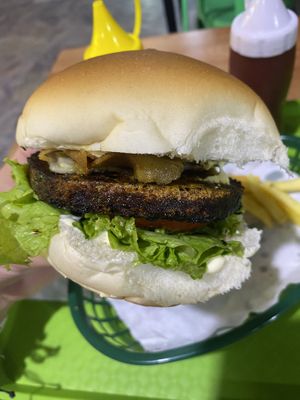 Grilled tofu burger 🍔   at Guacamole in Montevideo