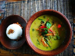 Roroban moringga (balinese soup) at Bali Soul in Ubud