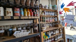  at Pack It In in Worcester