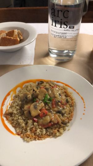 Quinoa con champiñones at Arc Iris in Barcelona
