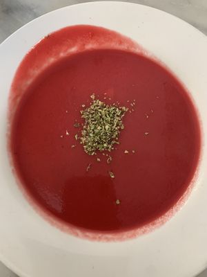 Beetroot soup (Hot)  at Arc Iris in Barcelona