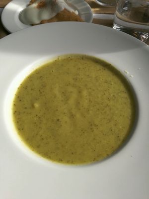 zucchini creme.soup at Arc Iris in Barcelona