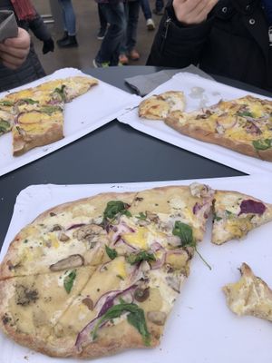 Pinsa-like pizza at vegan Christmas market Stuttgart   at Tasty Dishes in Kernen