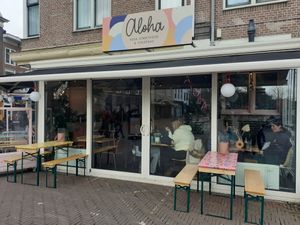 Front at Aloha in Leiden