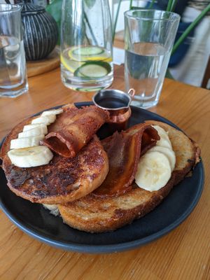 French Toast with bacon at Chapter One Coffee Shop in Edinburgh