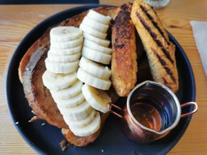 Banana and maple syrup french toast at Chapter One Coffee Shop in Edinburgh