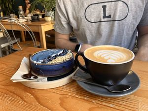 Blue Smoothie Bowl and Latte at Chapter One Coffee Shop in Edinburgh