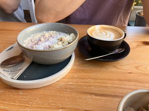 Porridge and Flat White at Chapter One Coffee Shop in Edinburgh