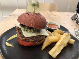 Green Burger at Odacova in Barcelona
