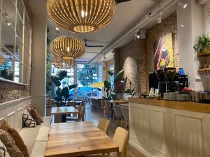 Bonitas vibras  at Odacova in Barcelona