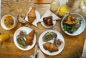 We had a really nice breakfast at this cozy place! The service was so good and we will definitely go there again. Really good croissants, cinnamon rolls, soups and bread!! at Plenty in The Hague