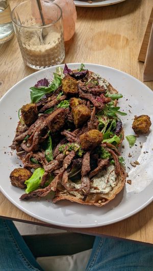 Mushrooms with seitan at Plenty in The Hague
