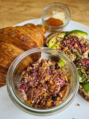 Breakfast platter at Plenty in The Hague