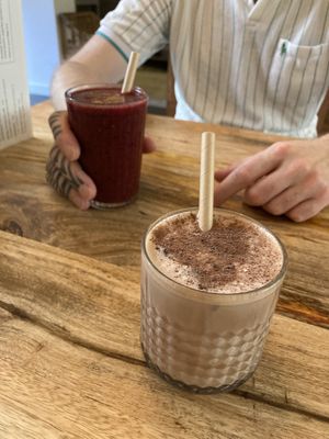 Iced moccha latte, really good  at Plenty in The Hague