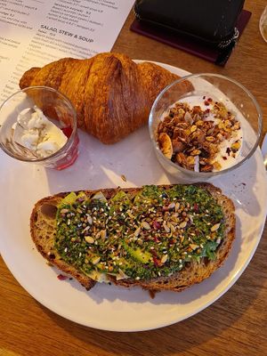 Breakfast Platter at Plenty in The Hague