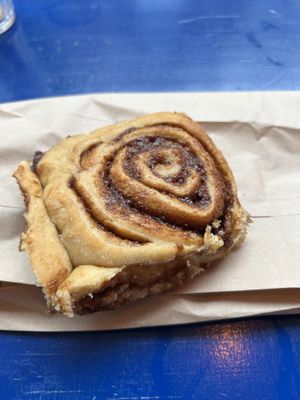Cinnamon Roll 4,80€  at Plenty in The Hague