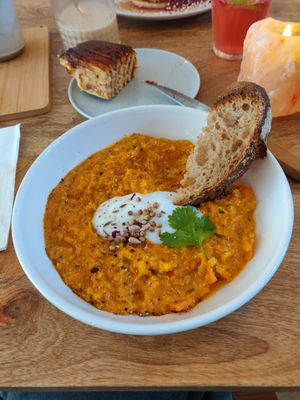 Dahl stew at Plenty in The Hague