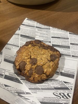 Vegan cookie 💯   at Juice Dudes in Barcelona