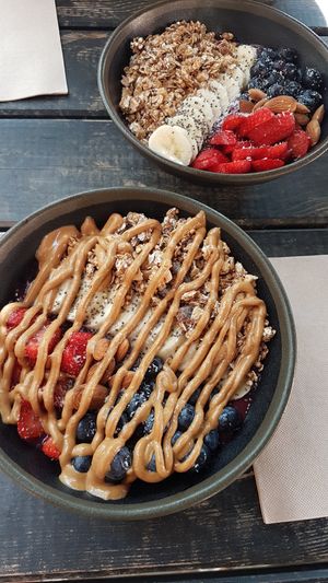 Açai bowl with peanut butter at Juice Dudes in Barcelona