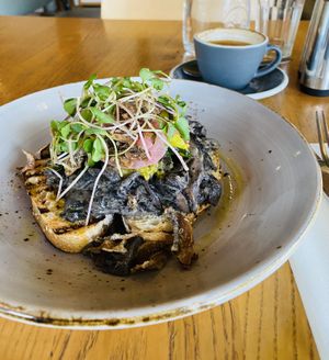 Vegan creamy mushrooms   at Monica's in New Plymouth